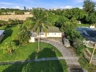 430 N Ware Drive, West Palm Beach, FL 33409