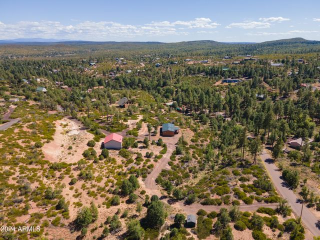 6253 Apache Trail, Show Low, AZ 85901