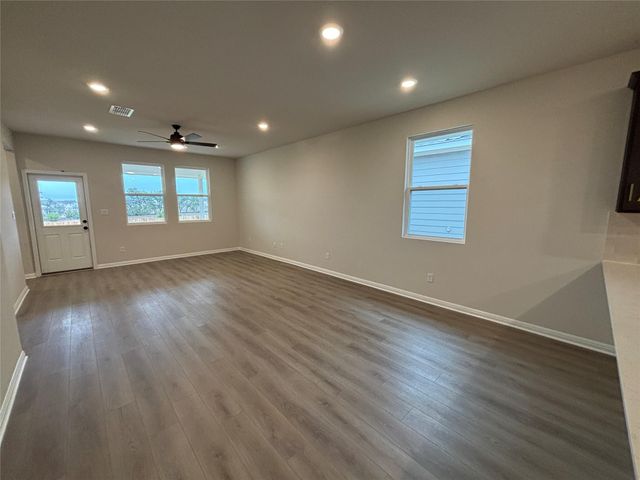 181 Crater Lake DR, Dripping Springs, TX 78620