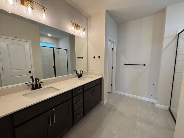 181 Crater Lake DR, Dripping Springs, TX 78620