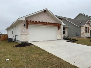 181 Crater Lake DR, Dripping Springs, TX 78620