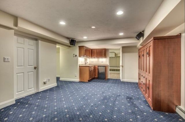 48 Homsy Lane, Needham, MA 02494