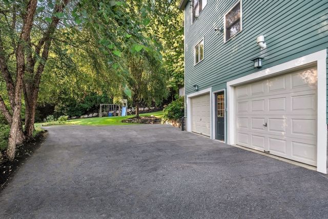 48 Homsy Lane, Needham, MA 02494