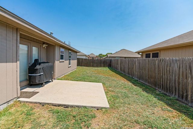 3010 Besterio, Corpus Christi, TX 78415