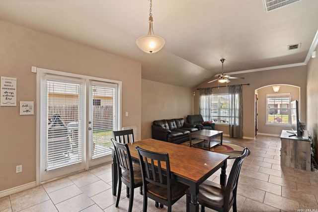 3010 Besterio, Corpus Christi, TX 78415