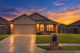 3010 Besterio, Corpus Christi, TX 78415