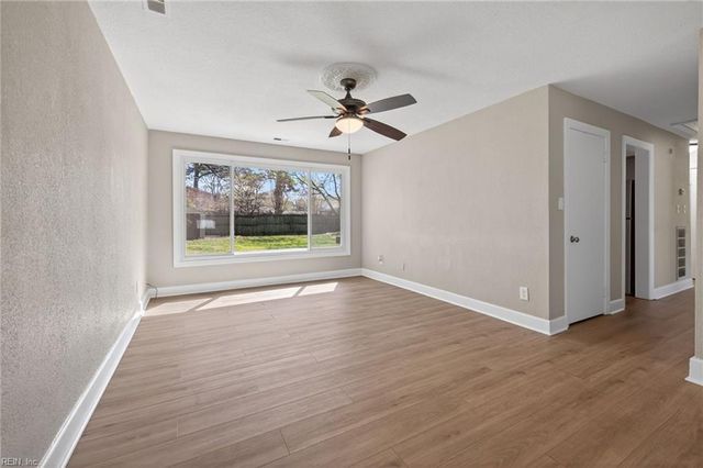 9312 Willow TER, Norfolk, VA 23503