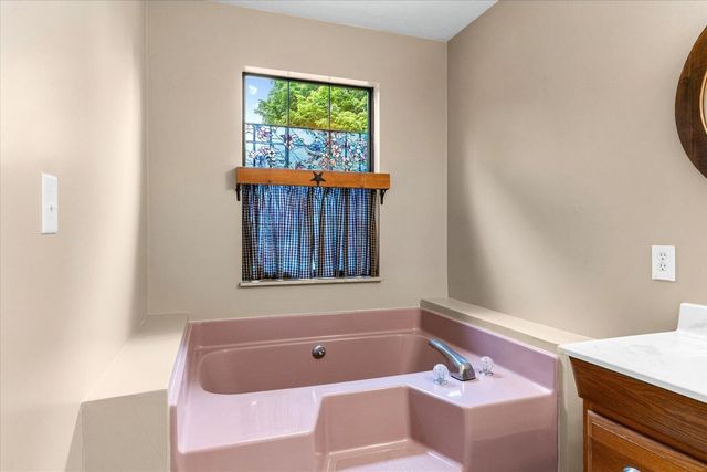 122 Nash Drive, Athens, TN 37303
