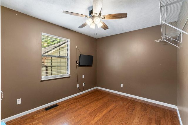 122 Nash Drive, Athens, TN 37303