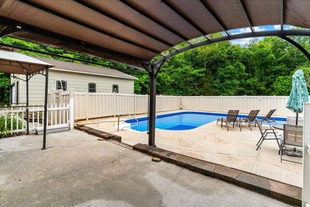122 Nash Drive, Athens, TN 37303