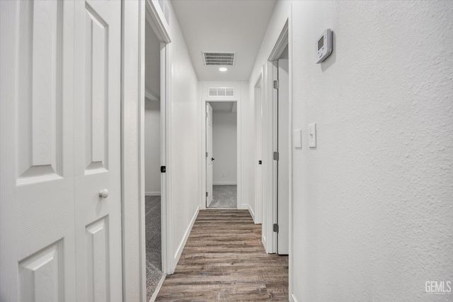 294 Florence Lane, Bakersfield, CA 93308