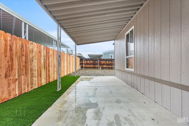 294 Florence Lane, Bakersfield, CA 93308