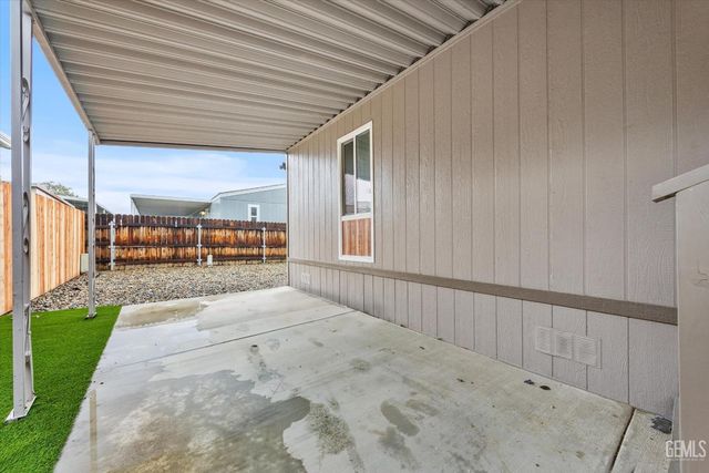 294 Florence Lane, Bakersfield, CA 93308