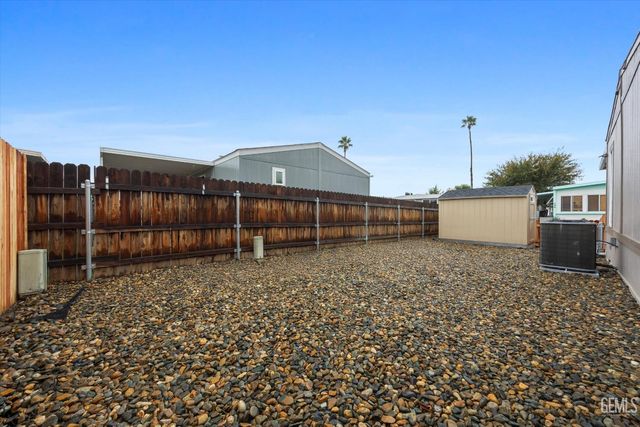 294 Florence Lane, Bakersfield, CA 93308