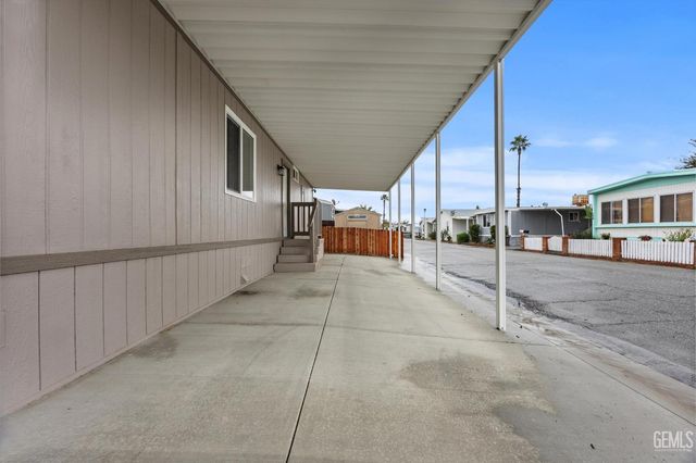 294 Florence Lane, Bakersfield, CA 93308