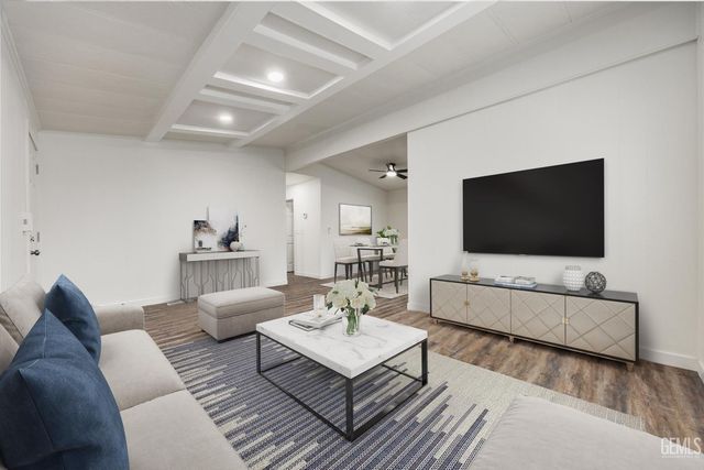 294 Florence Lane, Bakersfield, CA 93308