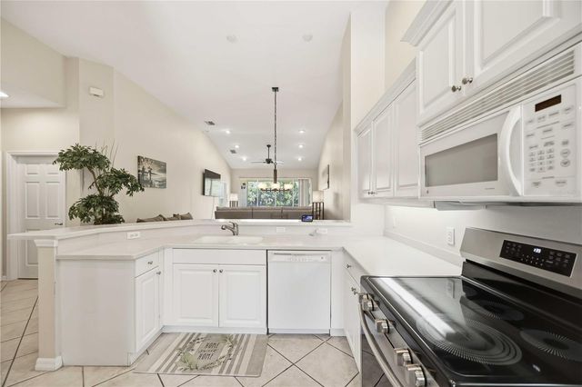5629 KEY LARGO COURT B06, Bradenton, FL 34203