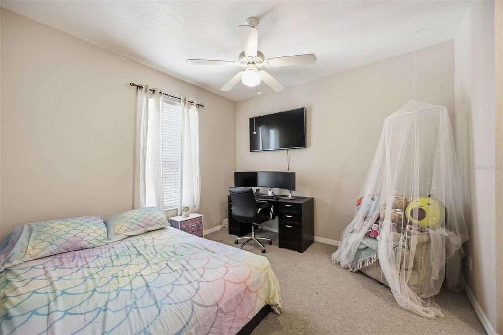 Image 30 of property listing at 5629 KEY LARGO COURT B06, Bradenton, FL 34203