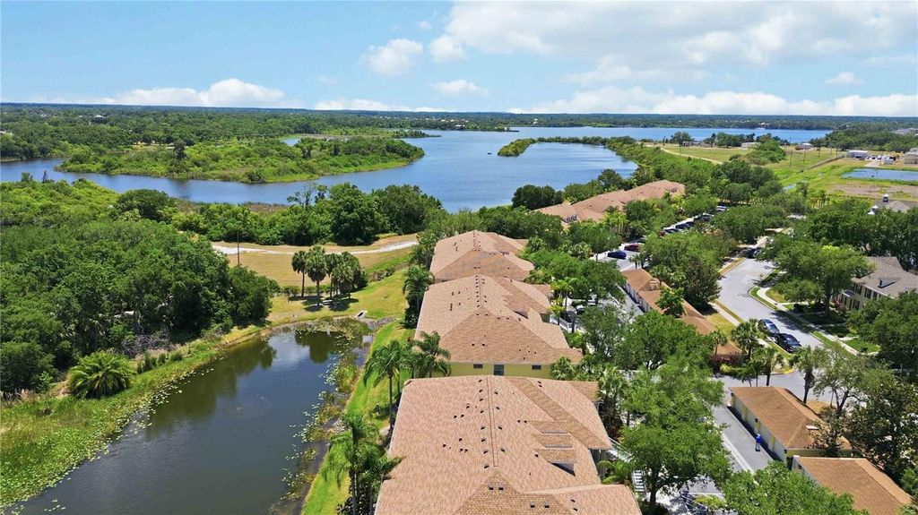 Image 41 of property listing at 5629 KEY LARGO COURT B06, Bradenton, FL 34203
