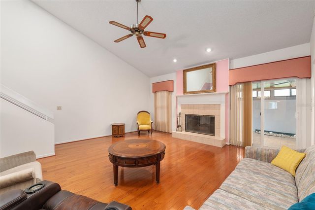 2064 SE 37TH COURT CIRCLE, Ocala, FL 34471