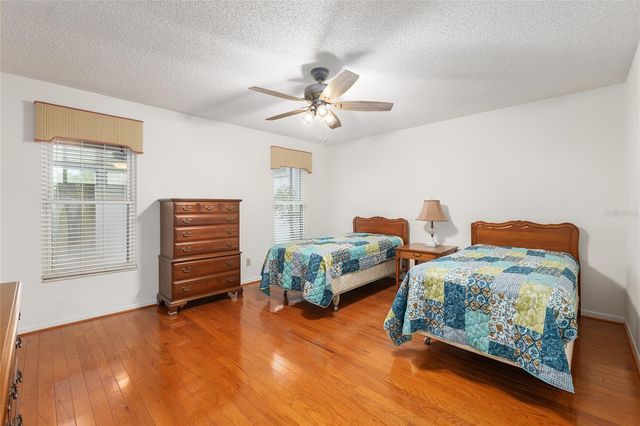 2064 SE 37TH COURT CIRCLE, Ocala, FL 34471