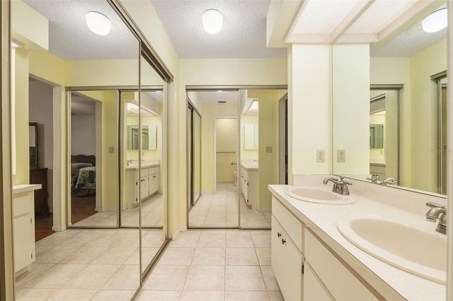 2064 SE 37TH COURT CIRCLE, Ocala, FL 34471