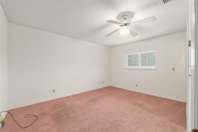 2064 SE 37TH COURT CIRCLE, Ocala, FL 34471