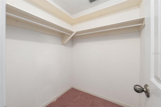 2064 SE 37TH COURT CIRCLE, Ocala, FL 34471