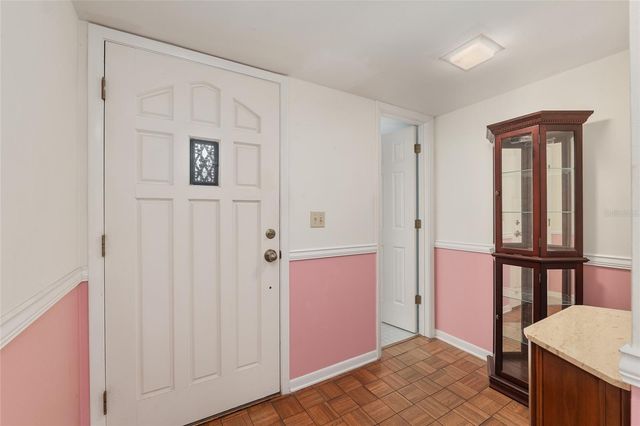 2064 SE 37TH COURT CIRCLE, Ocala, FL 34471