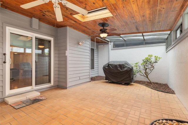 2064 SE 37TH COURT CIRCLE, Ocala, FL 34471