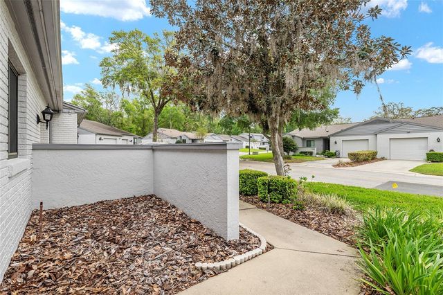 2064 SE 37TH COURT CIRCLE, Ocala, FL 34471