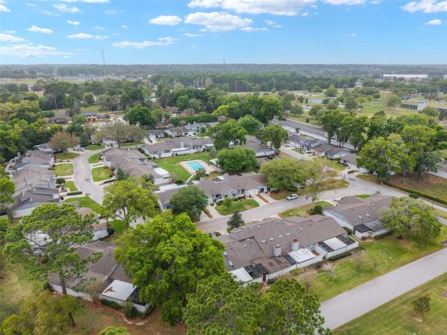 2064 SE 37TH COURT CIRCLE, Ocala, FL 34471
