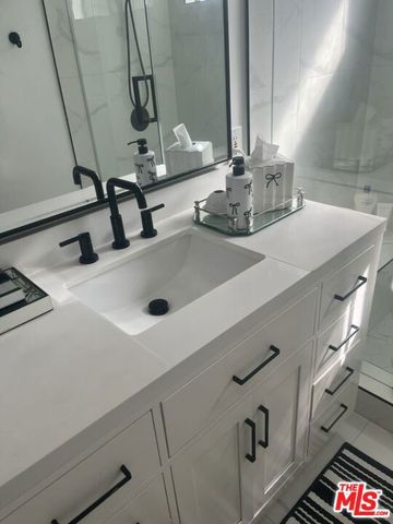 21 Via Marina 7, Marina Del Rey, CA 90292