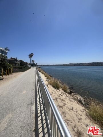 21 Via Marina 7, Marina Del Rey, CA 90292