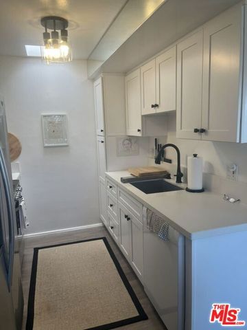 21 Via Marina 7, Marina Del Rey, CA 90292