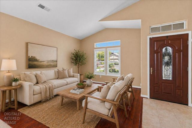 1924 Sunflower Ct, Modesto, CA 95356