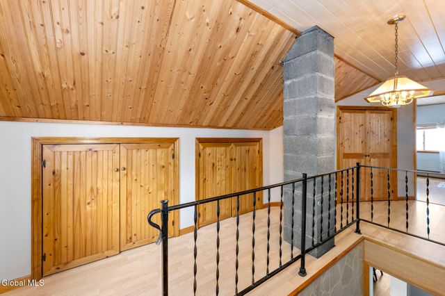 985 Hudson Avenue, Stillwater, NY 12170