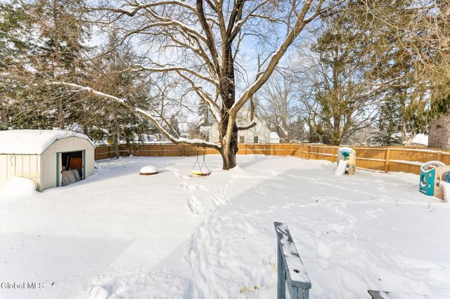 985 Hudson Avenue, Stillwater, NY 12170