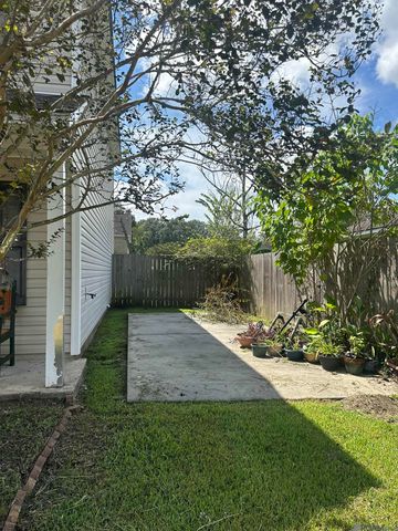 39111 Prairie North Dr, Gonzales, LA 70737