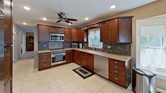 116 Tyler Avenue, Miller Place, NY 11764