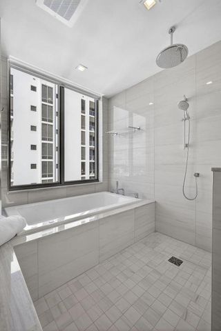 3 Water Club Way 1801, North Palm Beach, FL 33408