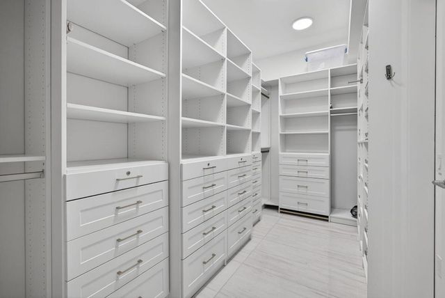 3 Water Club Way 1801, North Palm Beach, FL 33408