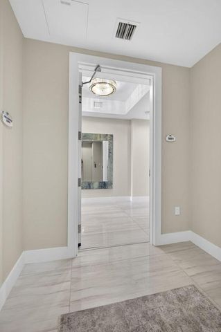 3 Water Club Way 1801, North Palm Beach, FL 33408