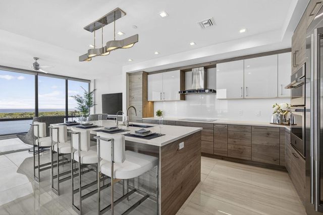 3 Water Club Way 1801, North Palm Beach, FL 33408