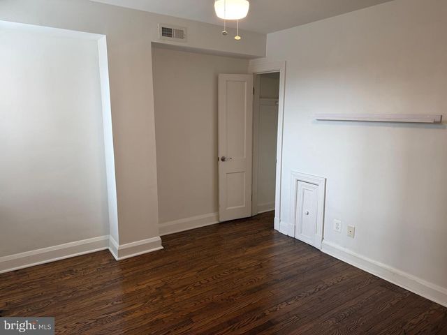 6843 DUNBAR RD, Baltimore, MD 21222