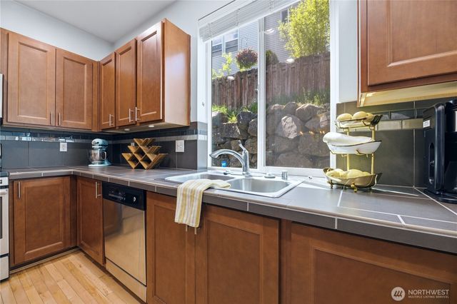3077 Vista Verde Lane SW, Tumwater, WA 98512