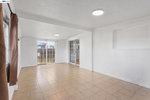 2775 Tipperary Ave, South San Francisco, CA 94080