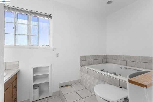 2775 Tipperary Ave, South San Francisco, CA 94080