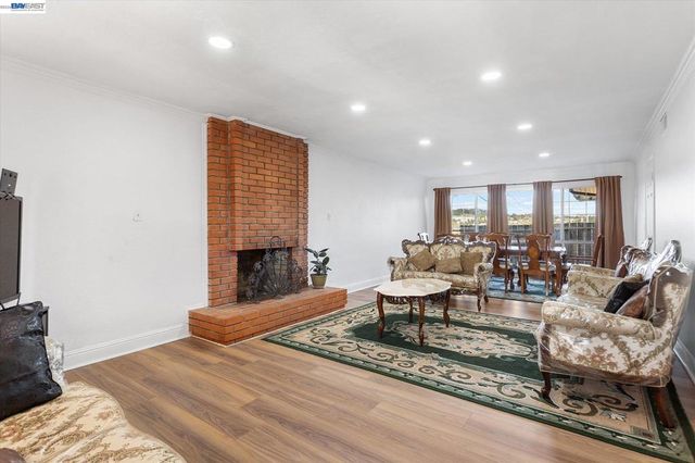 2775 Tipperary Ave, South San Francisco, CA 94080
