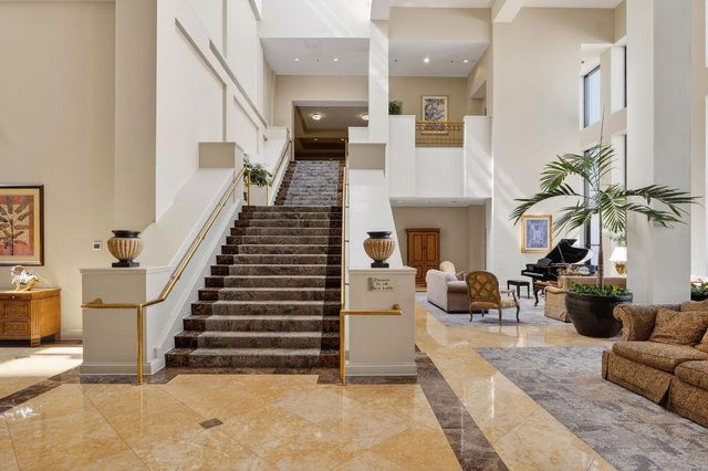 1280 W Peachtree NW Street 1702, Atlanta, GA 30309